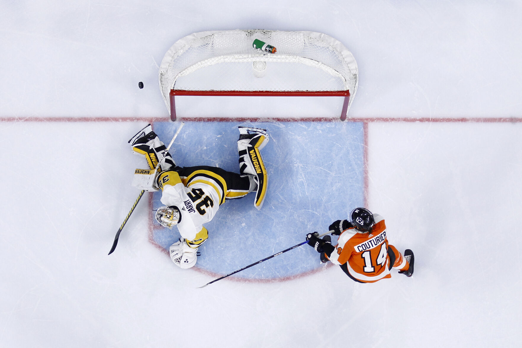 APTOPIX Penguins Flyers Hockey